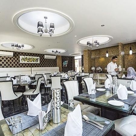 The Pride Inn Srīnagar Buitenkant foto